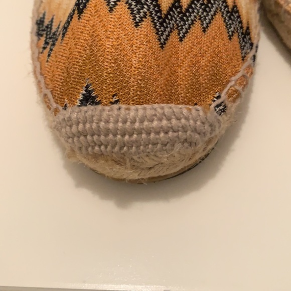 🎉HOST PICK 🎉 Missoni espadrille flats - Picture 3 of 7